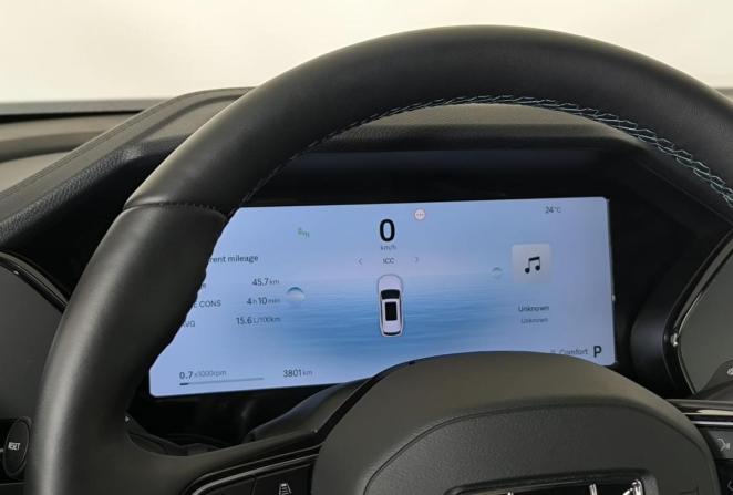 Geely Monjaro I Рестайлинг с пробегом 2025 года, цена 4 100 000 рублей, 3801 км, внедорожник, Автокод Объявления