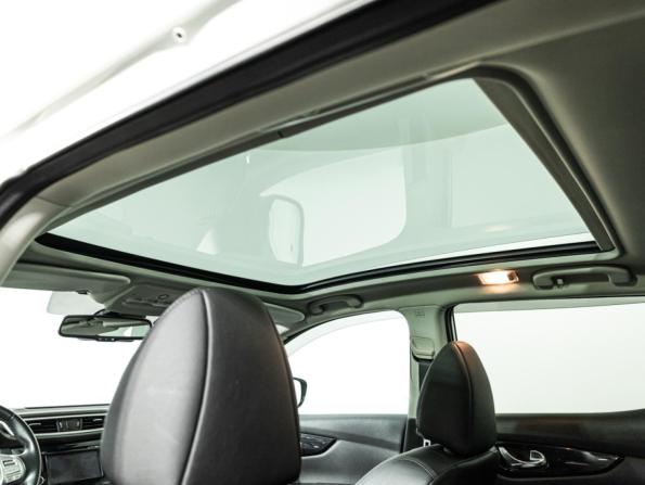 Nissan Qashqai II с пробегом 2015 года, цена 1 519 777 рублей, 143005 км, внедорожник, Автокод Объявления