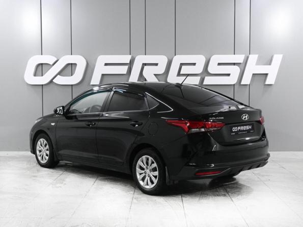 Hyundai Solaris II Рестайлинг с пробегом 2021 года, цена 1 360 000 рублей, 102180 км, седан, Автокод Объявления