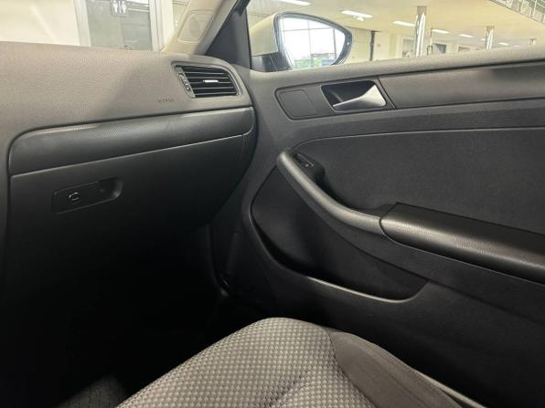 Volkswagen Jetta VI с пробегом 2014 года, цена 1 209 900 рублей, 121500 км, седан, Автокод Объявления