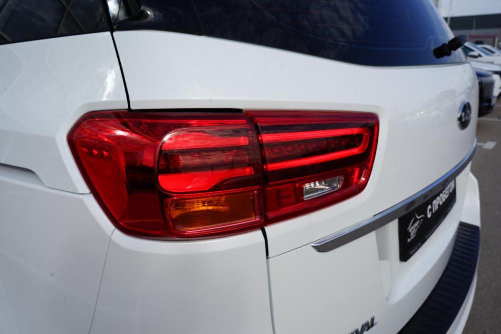 Kia Carnival III Крым  - изображение 31