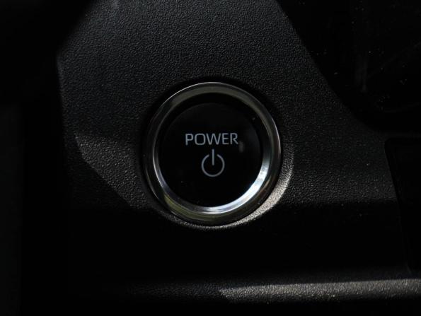 Toyota Camry IX (XV80) China Market с пробегом 2024 года, цена 3 690 000 рублей, 15928 км, седан, Автокод Объявления