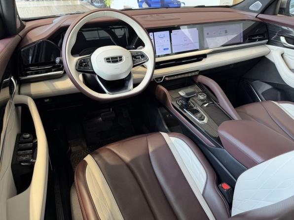 Geely Monjaro I с пробегом 2023 года, цена 2 990 000 рублей, 49657 км, внедорожник, Автокод Объявления
