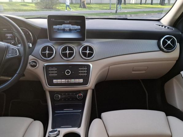 Mercedes-Benz GLA I (X156) Рестайлинг с пробегом 2019 года, цена 2 800 000 рублей, 78753 км, внедорожник, Автокод Объявления