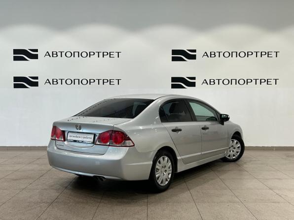 Honda Civic VIII с пробегом 2008 года, цена 529 000 рублей, 271801 км, седан, Автокод Объявления