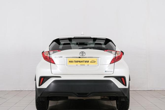 Toyota C-HR I с пробегом 2019 года, цена 1 949 000 рублей, 97000 км, внедорожник, Автокод Объявления