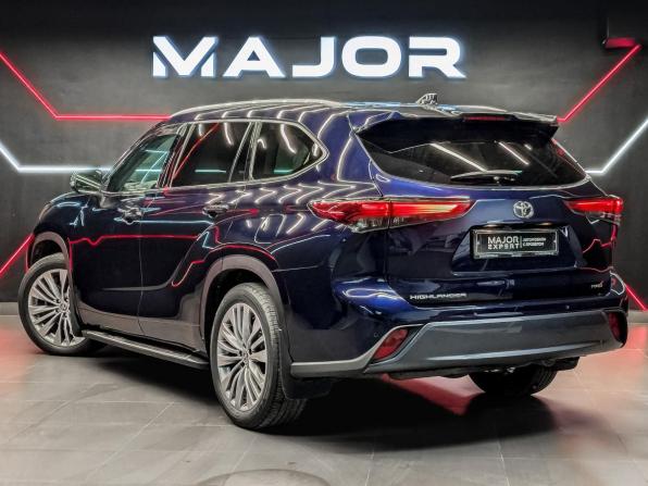 Toyota Highlander IV (XU70) с пробегом 2021 года, цена 4 999 000 рублей, 129570 км, внедорожник, Автокод Объявления