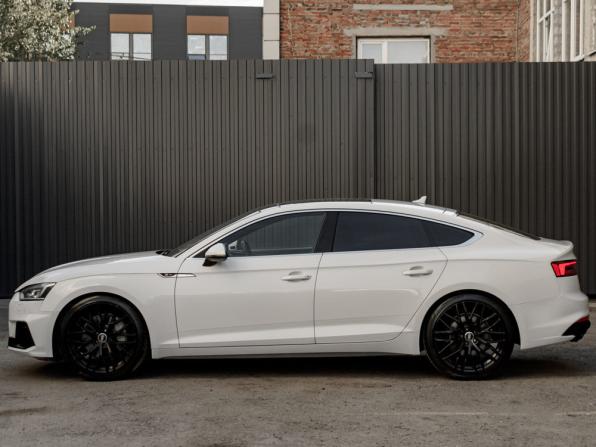 Audi A5 II (F5) с пробегом 2017 года, цена 2 300 000 рублей, 212778 км, лифтбек, Автокод Объявления