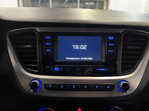 Hyundai Solaris II с пробегом 2019 года, цена 1 150 000 рублей, 140699 км, седан, Автокод Объявления
