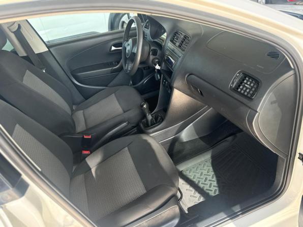 Volkswagen Polo V с пробегом 2013 года, цена 645 000 рублей, 193346 км, седан, Автокод Объявления