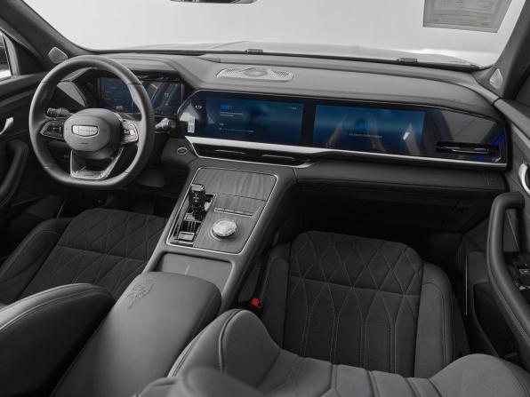Geely Monjaro I Рестайлинг с пробегом 2025 года, цена 4 200 000 рублей, 37 км, внедорожник, Автокод Объявления