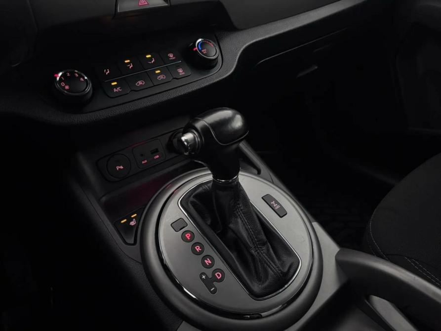 Kia Sportage III Рестайлинг Псков  - изображение 16