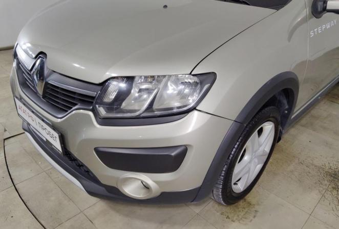 Renault Sandero II с пробегом 2015 года, цена 765 000 рублей, 174960 км, хэтчбек, Автокод Объявления