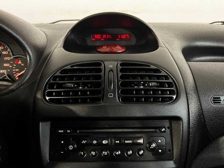 Peugeot 206 Великий Новгород  - изображение 16