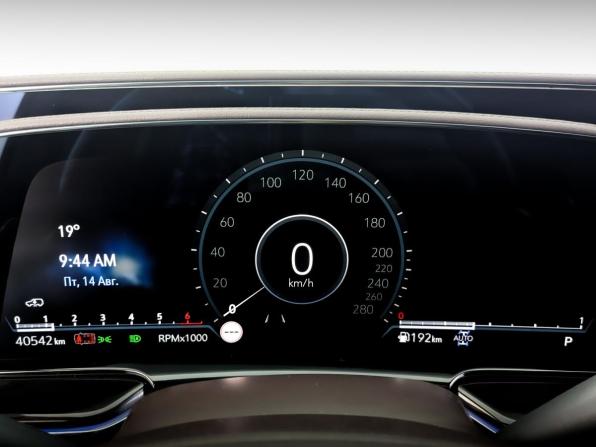 Cadillac Escalade V с пробегом 2023 года, цена 11 000 000 рублей, 40540 км, внедорожник, Автокод Объявления