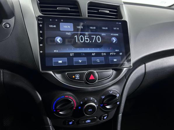 Hyundai Solaris I Рестайлинг с пробегом 2015 года, цена 950 000 рублей, 136500 км, седан, Автокод Объявления