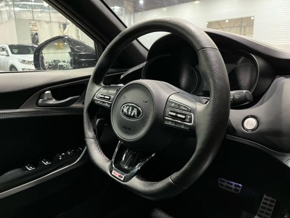 Kia Stinger I с пробегом 2018 года, цена 2 044 000 рублей, 183339 км, лифтбек, Автокод Объявления