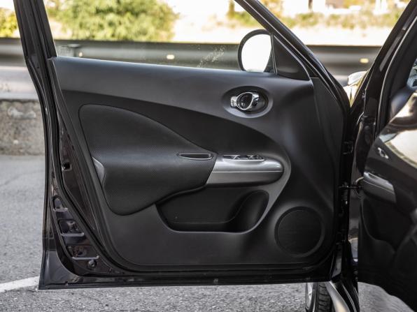 Nissan Juke I с пробегом 2013 года, цена 998 000 рублей, 107090 км, внедорожник, Автокод Объявления