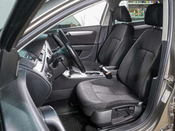 Volkswagen Passat B7 с пробегом 2012 года, цена 1 099 000 рублей, 192761 км, универсал, Автокод Объявления