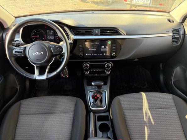 Kia Rio IV Рестайлинг с пробегом 2021 года, цена 1 875 000 рублей, 38000 км, седан, Автокод Объявления