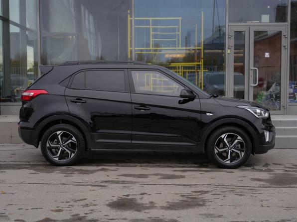 Hyundai Creta I Рестайлинг с пробегом 2021 года, цена 2 150 000 рублей, 117031 км, внедорожник, Автокод Объявления