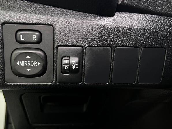 Toyota Corolla XI (E160 E170 E180) с пробегом 2014 года, цена 1 375 000 рублей, 155000 км, седан, Автокод Объявления