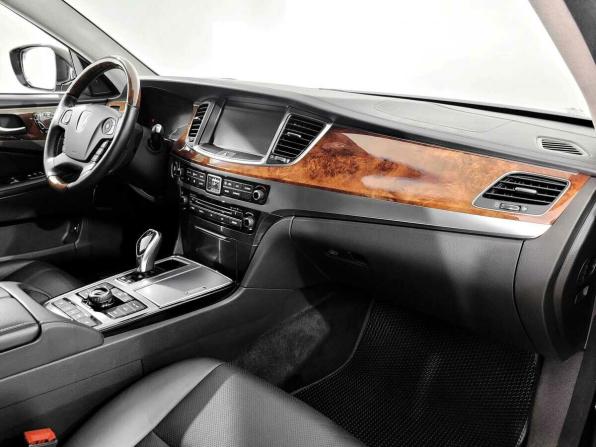 Hyundai Equus II Рестайлинг с пробегом 2014 года, цена 1 810 000 рублей, 196799 км, седан, Автокод Объявления