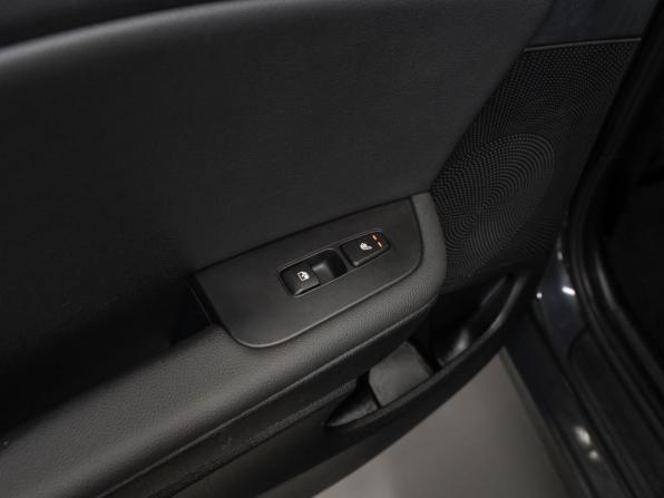 Kia Ceed III Рестайлинг с пробегом 2021 года, цена 2 290 000 рублей, 63000 км, универсал, Автокод Объявления