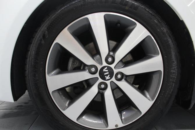 Kia Rio III Рестайлинг с пробегом 2016 года, цена 879 000 рублей, 302062 км, хэтчбек, Автокод Объявления