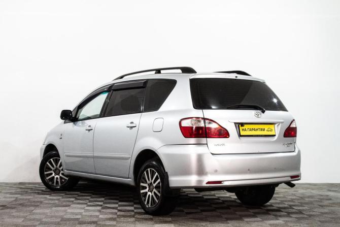 Toyota Avensis Verso I с пробегом 2004 года, цена 869 000 рублей, 377000 км, компактвэн, Автокод Объявления