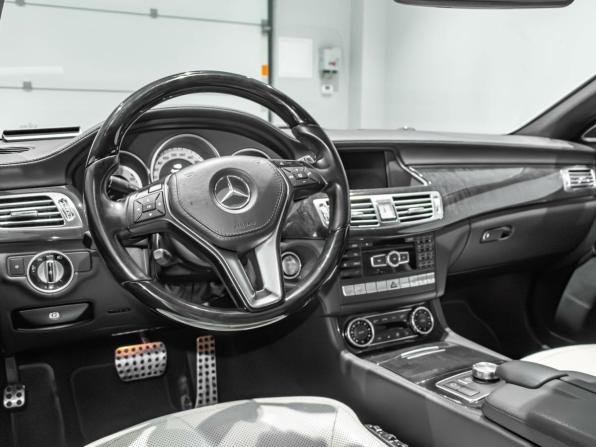 Mercedes-Benz CLS II (C218) с пробегом 2012 года, цена 2 799 200 рублей, 125861 км, седан, Автокод Объявления