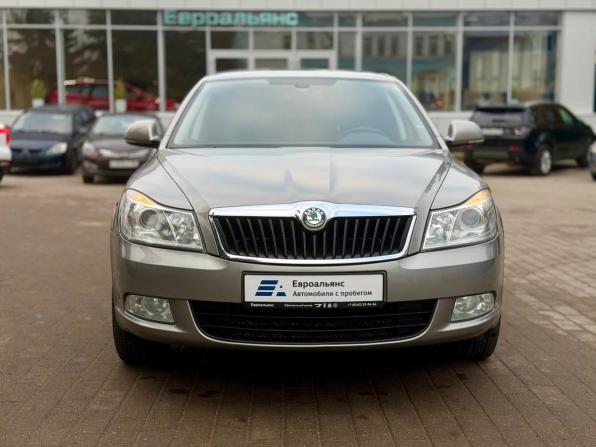 Skoda Octavia II (A5) Рестайлинг с пробегом 2011 года, цена 749 000 рублей, 143000 км, лифтбек, Автокод Объявления