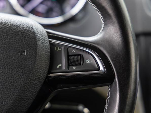 Skoda Yeti I Рестайлинг с пробегом 2016 года, цена 1 248 000 рублей, 130543 км, внедорожник, Автокод Объявления
