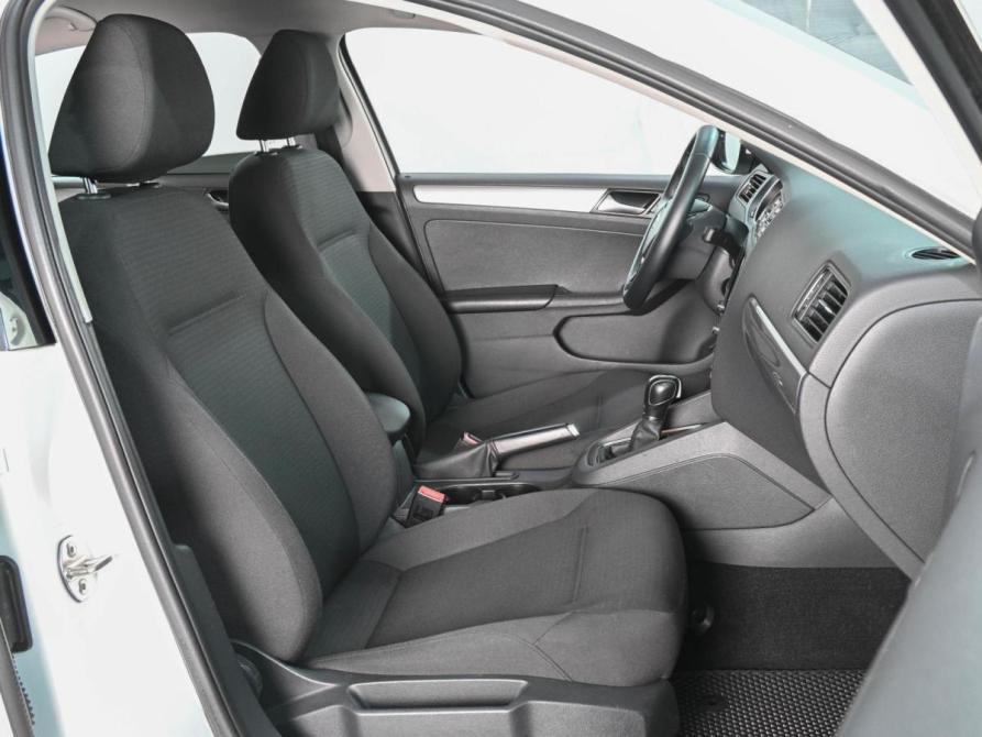 Volkswagen Jetta VI Рестайлинг Ростов-на-Дону  - изображение 8
