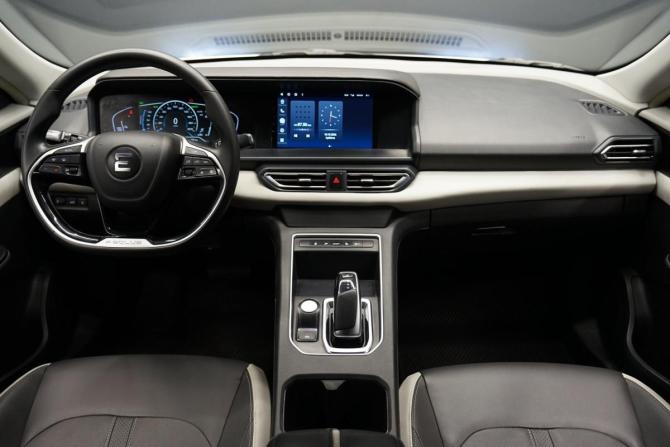 Evolute i-PRO с пробегом 2023 года, цена 2 132 000 рублей, 92000 км, седан, Автокод Объявления