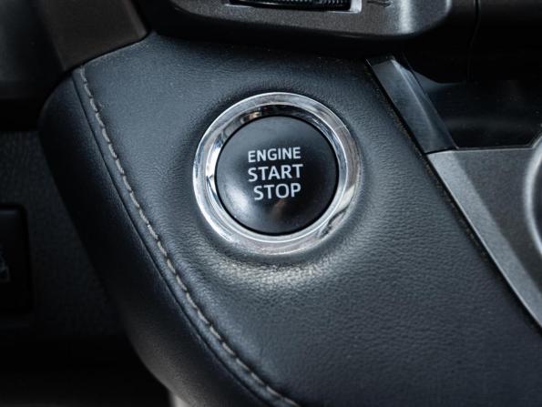 Toyota RAV4 IV (XA40) с пробегом 2013 года, цена 1 760 000 рублей, 159437 км, внедорожник, Автокод Объявления