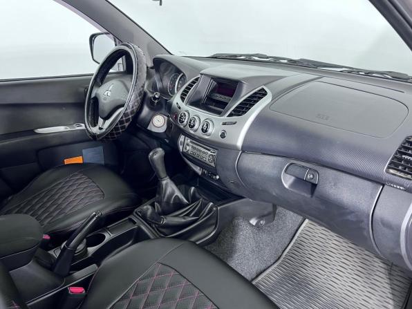 Mitsubishi L200 IV Рестайлинг с пробегом 2013 года, цена 1 670 000 рублей, 185610 км, пикап, Автокод Объявления