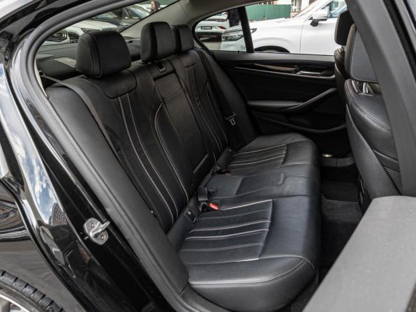 BMW 5 серии VII (G30/G31/G38) с пробегом 2019 года, цена 3 999 000 рублей, 104913 км, седан, Автокод Объявления