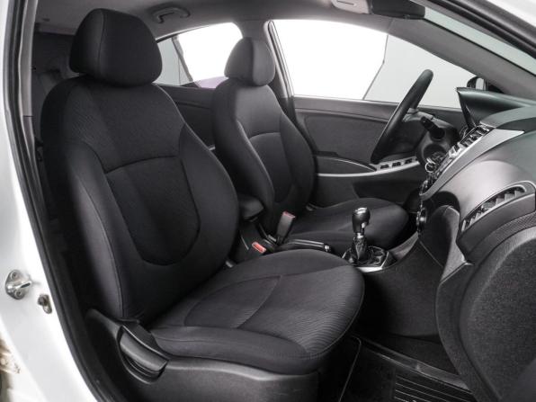 Hyundai Solaris I с пробегом 2013 года, цена 799 000 рублей, 192339 км, седан, Автокод Объявления