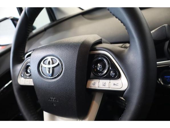 Toyota Prius IV (XW50) с пробегом 2017 года, цена 1 937 900 рублей, 215298 км, лифтбек, Автокод Объявления