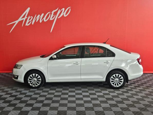 Skoda Rapid I Рестайлинг с пробегом 2018 года, цена 1 185 000 рублей, 128827 км, лифтбек, Автокод Объявления