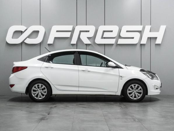 Hyundai Solaris I Рестайлинг с пробегом 2016 года, цена 939 000 рублей, 206165 км, седан, Автокод Объявления
