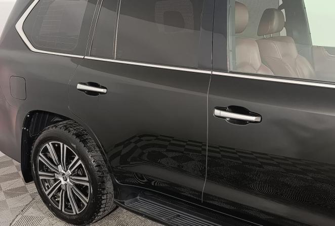 Lexus LX III Рестайлинг 2 с пробегом 2017 года, цена 6 950 000 рублей, 237043 км, внедорожник, Автокод Объявления