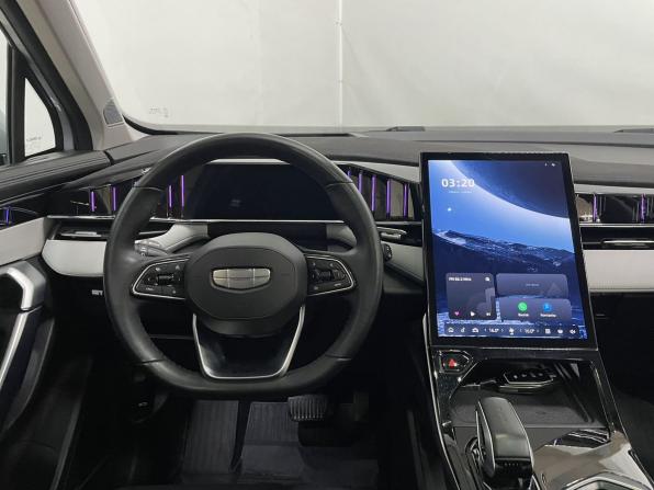 Geely Atlas II с пробегом 2024 года, цена 2 750 000 рублей, 34640 км, внедорожник, Автокод Объявления