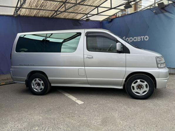 Nissan Elgrand I (E50) с пробегом 2000 года, цена 970 000 рублей, 306584 км, минивэн, Автокод Объявления