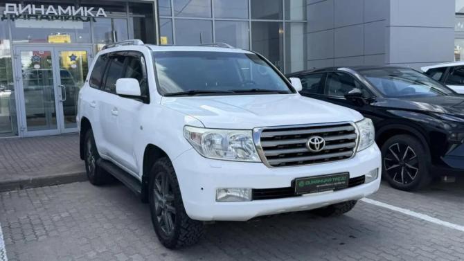 Toyota Land Cruiser 200 Series с пробегом 2011 года, цена 3 046 000 рублей, 391332 км, внедорожник, Автокод Объявления