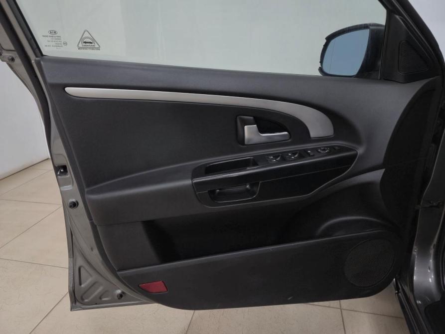 Kia Ceed I Рестайлинг Альметьевск  - изображение 7