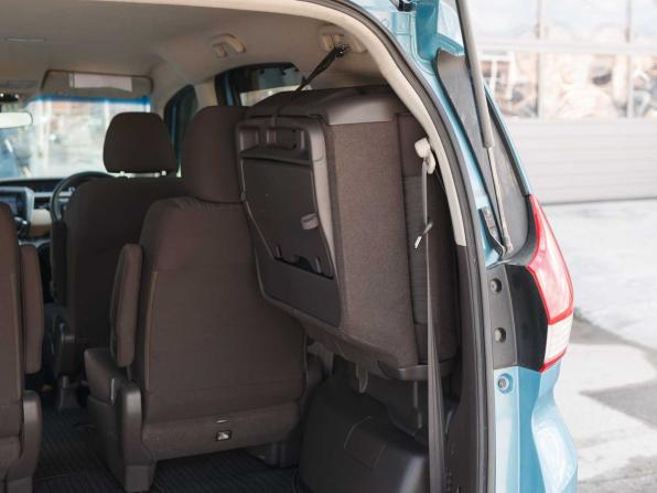 Honda Freed II с пробегом 2017 года, цена 1 380 000 рублей, 106120 км, компактвэн, Автокод Объявления