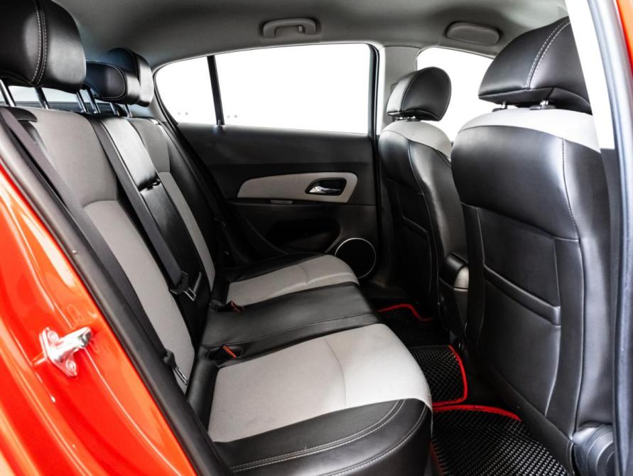 Chevrolet Cruze I Рестайлинг Санкт-Петербург  - изображение 19
