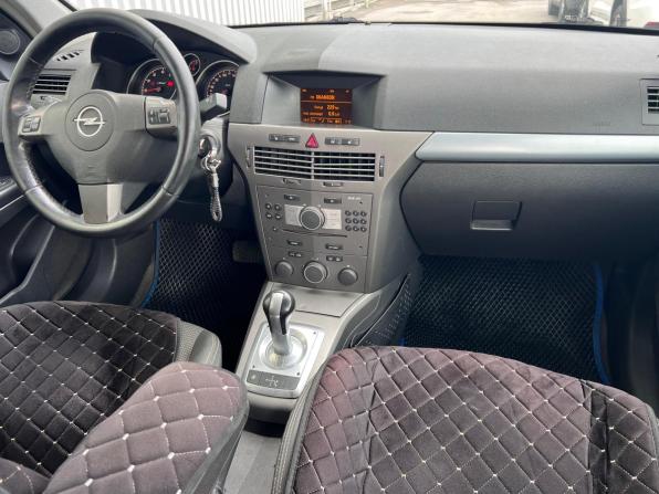 Opel Astra H Рестайлинг с пробегом 2006 года, цена 495 000 рублей, 346526 км, хэтчбек, Автокод Объявления